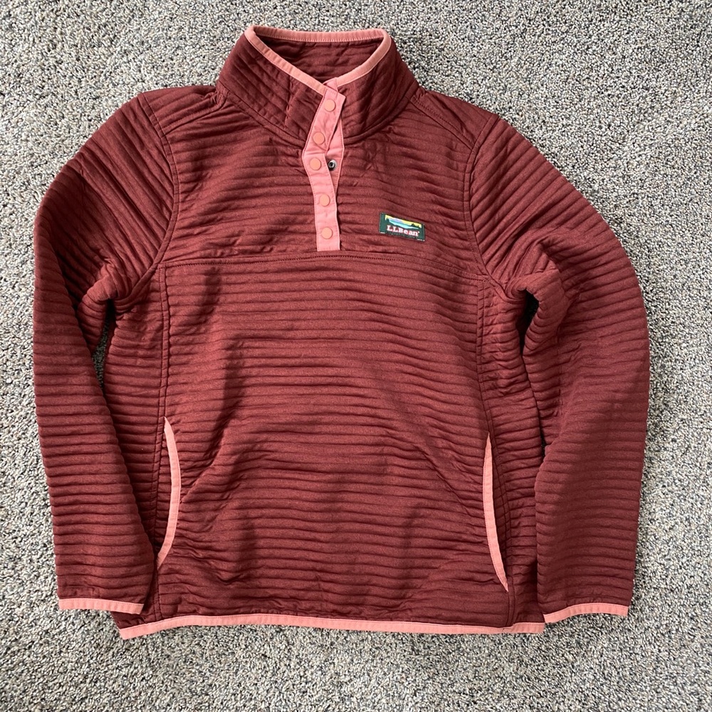 *SOLD* L.L.Bean Pullover Sweatshirt